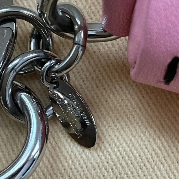 Louis Vuitton Pink Leather Tassel Key Holder - Picture 7 of 7